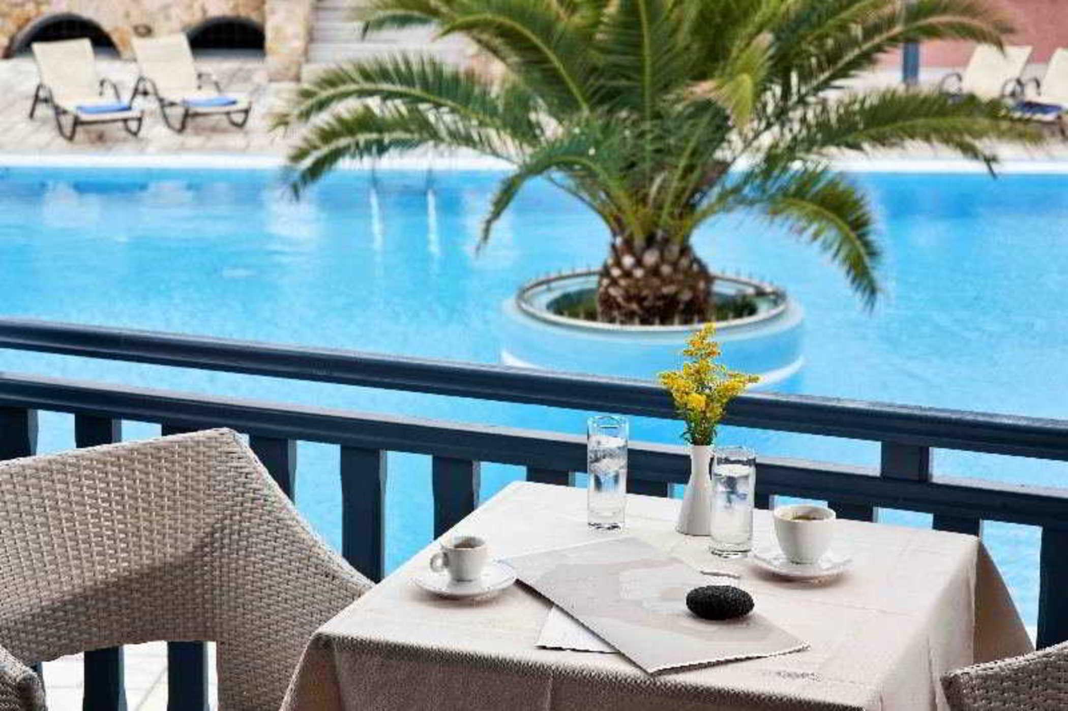 Aegean Plaza Hotel Камари Экстерьер фото
