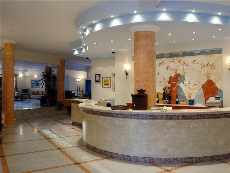 Aegean Plaza Hotel Камари Экстерьер фото