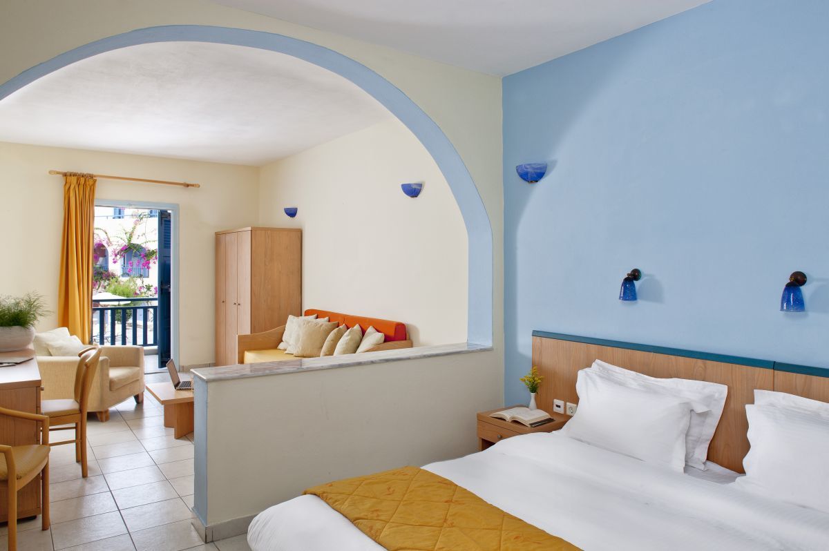 Aegean Plaza Hotel Камари Экстерьер фото